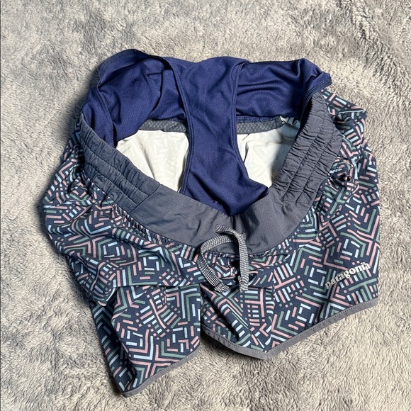 Patagonia Nine Trails 6” Shorts Size Small Star Dash Classic Navy 57630 - Picture 7 of 12